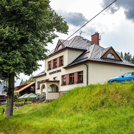 Hotel Bezrucova Skola Stare Hamry Zewnętrze zdjęcie