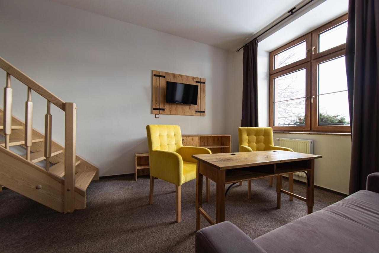 Hotel Bezrucova Skola Stare Hamry Zewnętrze zdjęcie