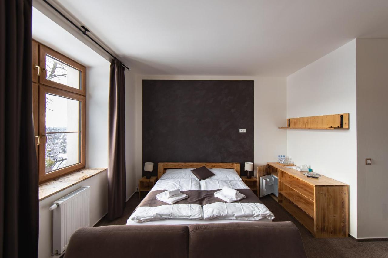 Hotel Bezrucova Skola Stare Hamry Zewnętrze zdjęcie