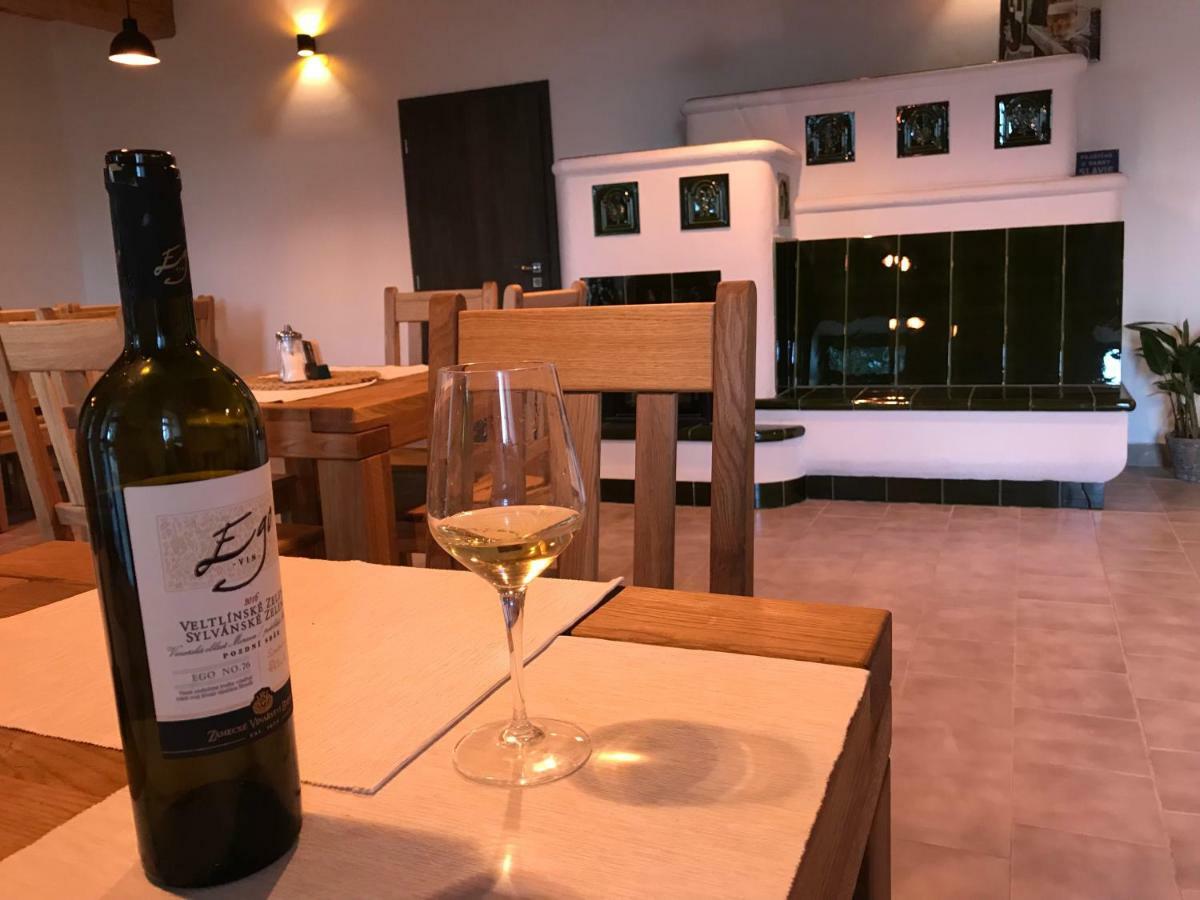 Hotel Bezrucova Skola Stare Hamry Zewnętrze zdjęcie